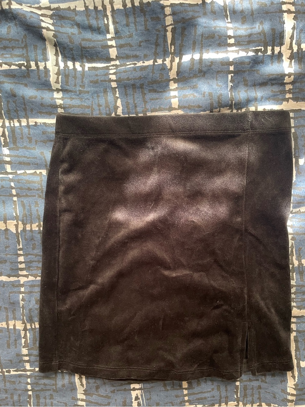Forever 21 Black Velvet-Look Mini Skirt
